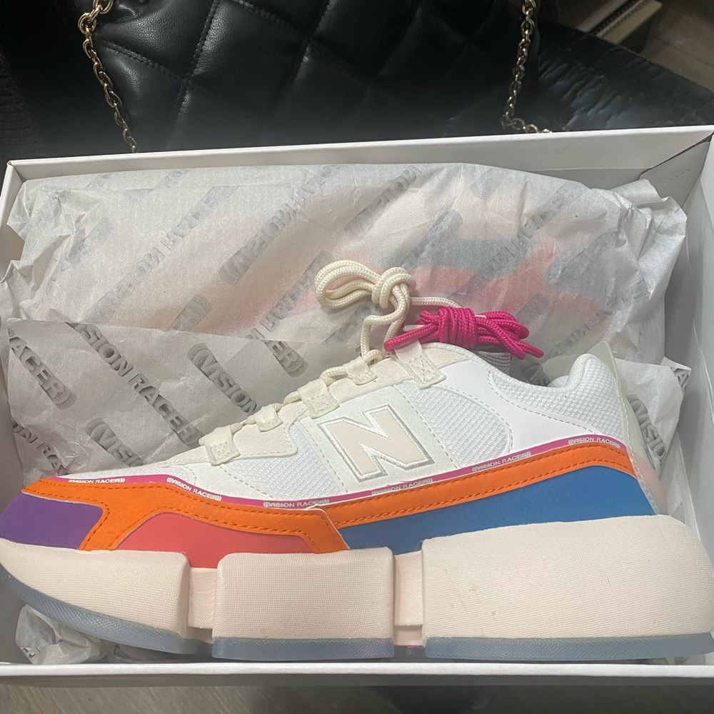 Brand NEW in box - new balance vision racers